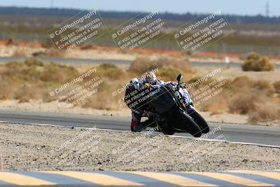 media/Mar-13-2022-SoCal Trackdays (Sun) [[112cf61d7e]]/Turn 4 (145pm)/